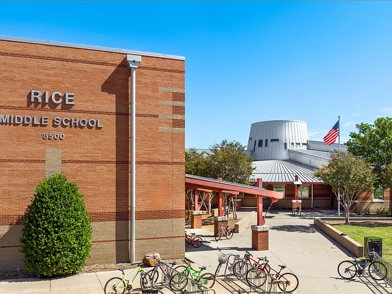 Few steps from renowned Rice Middle School