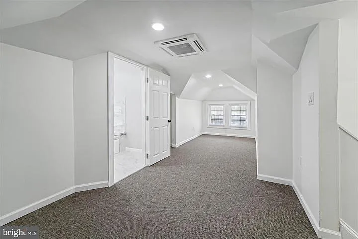 3911 Chatham Rd — Photo 30