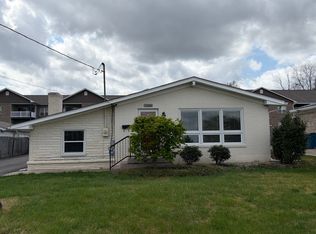 7408 Lorenzo Ln, Louisville, KY 40228