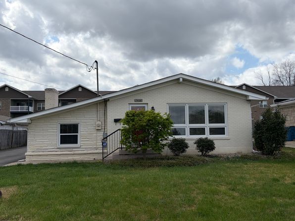 7408 Lorenzo Ln