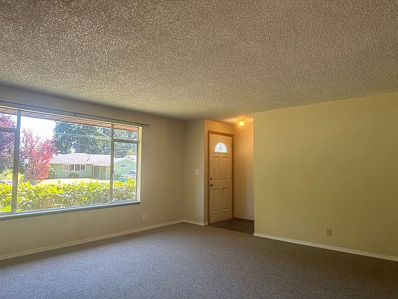 4th image of 22204 53rd Ave W