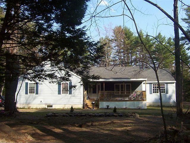 2nd image of 654 Limerick Rd