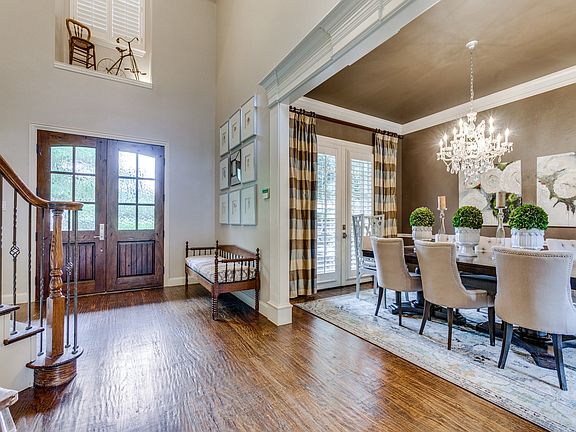 2nd image of 5006 Willow Point Cir