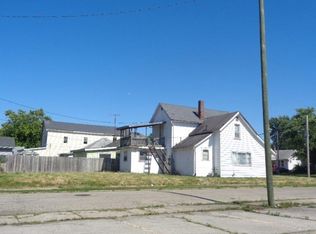 220-222 W Memorial Dr, Muncie, IN 47302