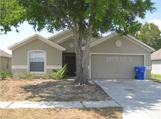 4072 Waltham Forest Dr, Tavares, FL 32778