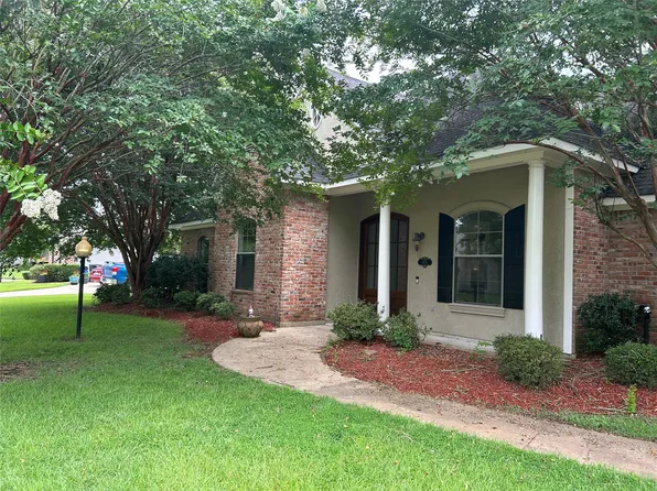 423 Hidden Oaks Cir, Shreveport, LA 71106