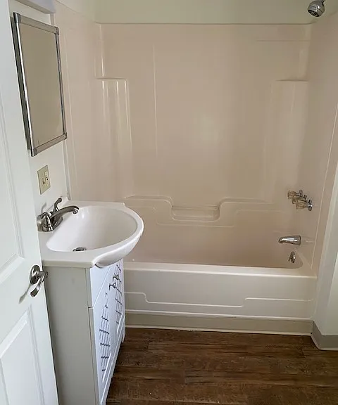 806 Middle St #2 — Photo 5