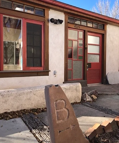 Spectacular 1 Bedroom Casita Near UNM - in Gorgeous, Private Compound — Photo 10