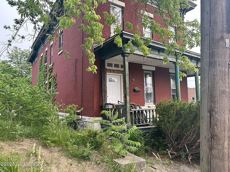 2nd image of 13 Kimball Street