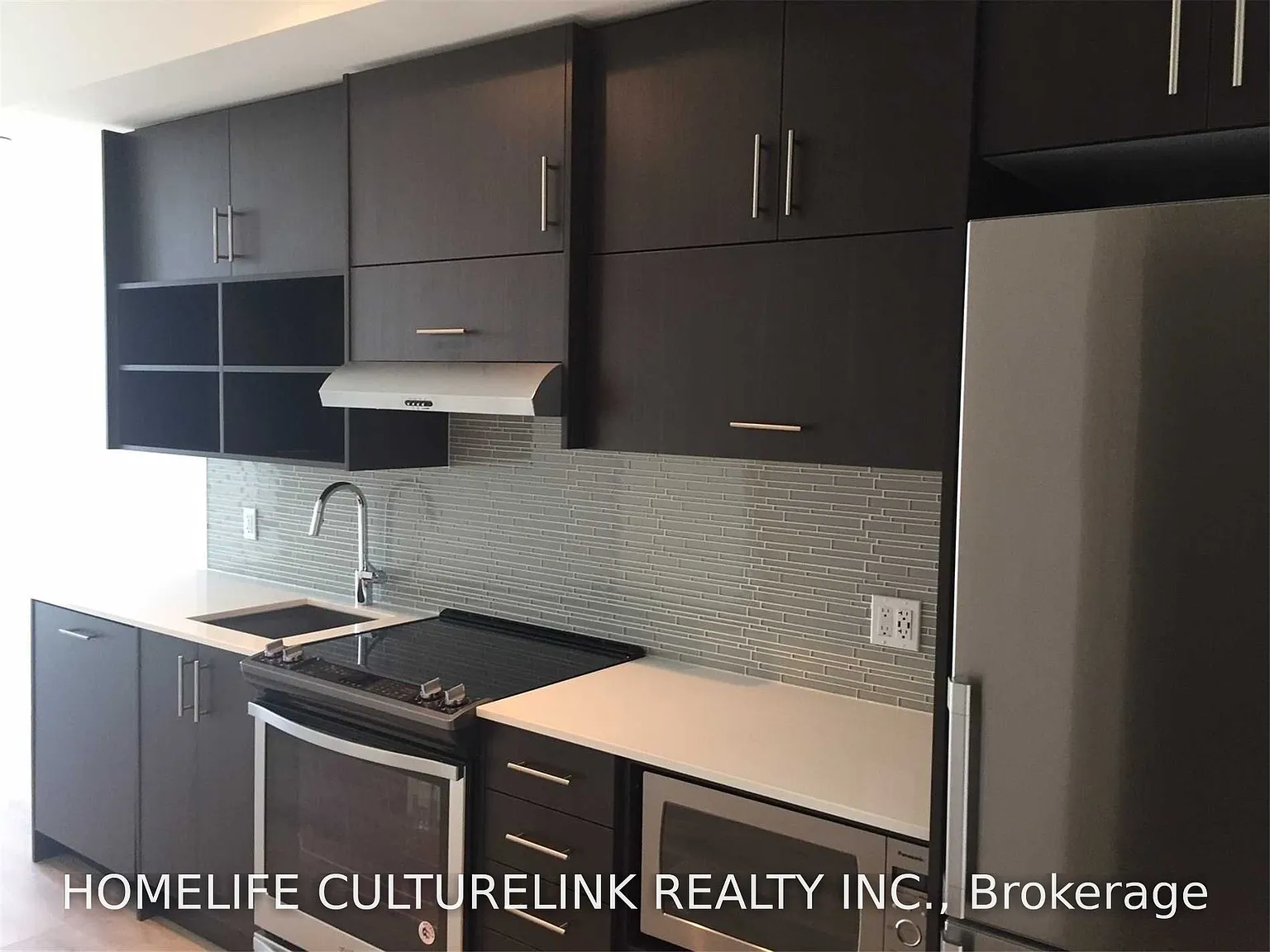 2 bed, $2,400 — Photo 4