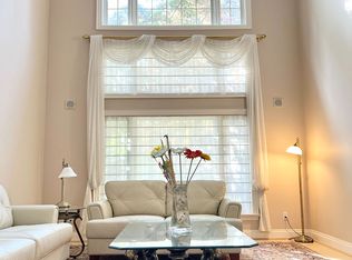 57 Cotswold Cres, Toronto, ON M2P 1N3