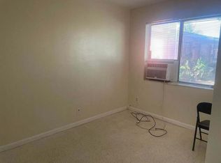 1150 W Blue Heron Blvd #2, West Palm Beach, FL 33404