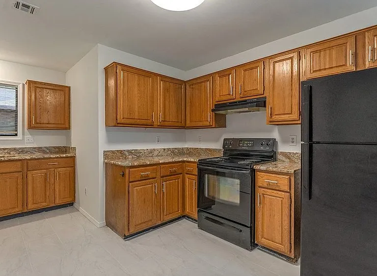 2689 W Mount Comfort Rd — Photo 7