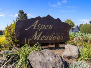 6579 Meadowridge Dr, Santa Rosa, CA 95409