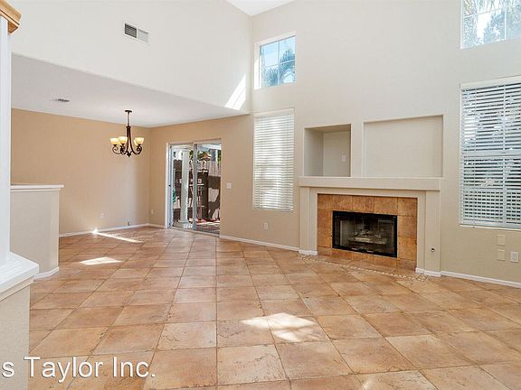 5th image of 4695 Los Alamos Way Unit D