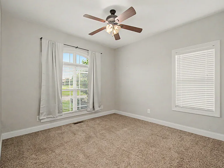 1537 Green Grove Way — Photo 30