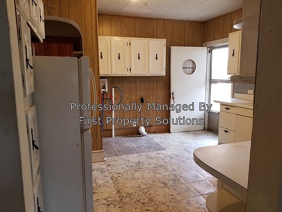 3rd image of 119 Fairlawn Ave