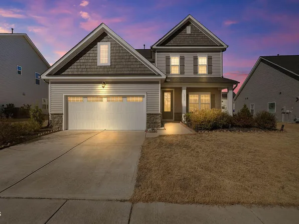 1932 Heisser Ln, Fuquay Varina, NC 27526