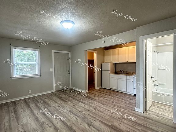 3rd image of 616 N 5th St #C