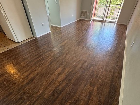 5th image of 3618 Chamberlayne Ave