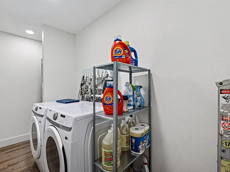 1119 Panama St — Photo 21