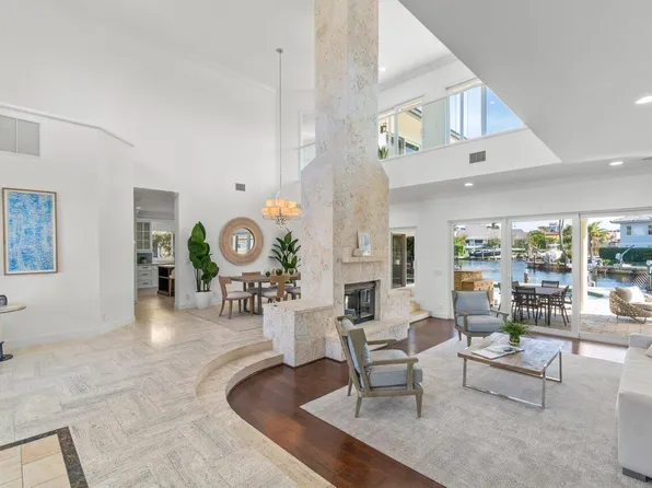 920 Jasmine Drive, Delray Beach, FL 33483