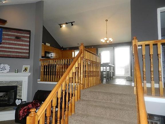 3rd image of 2539 N 109th Ter