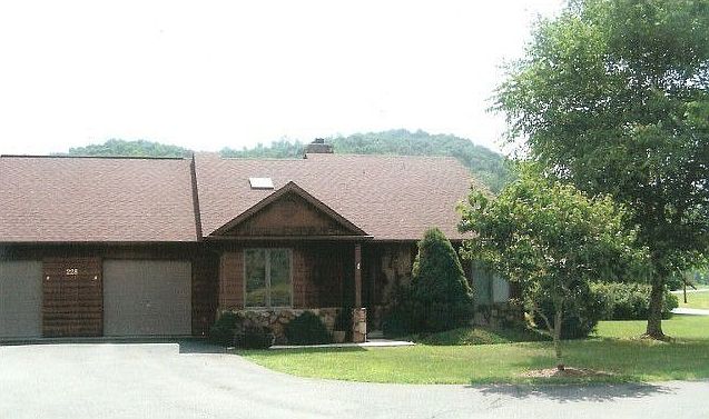 1st image of 228A Roan Valley Dr