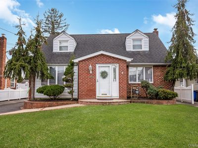 75 N Sloan Drive N, Valley Stream, NY, 11580