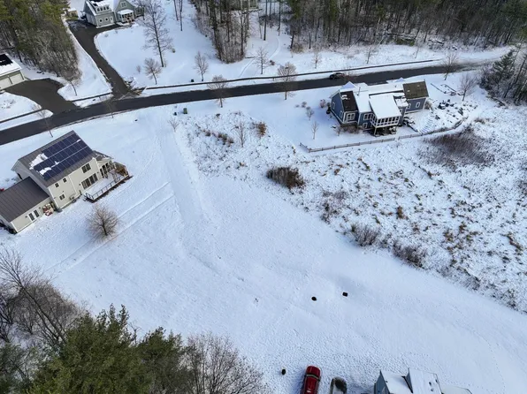 376 South Ridge Drive #31, Middlebury, VT 05753