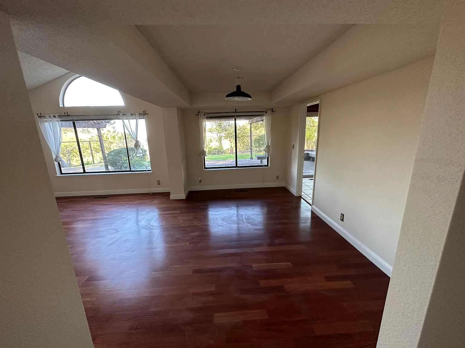 43663 Skye Rd — Photo 4