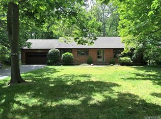 5072 Forest Rd, Lewiston, NY 14092