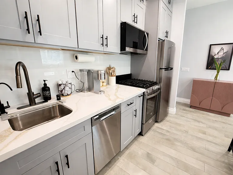 14600 Arizona St #3 — Photo 3