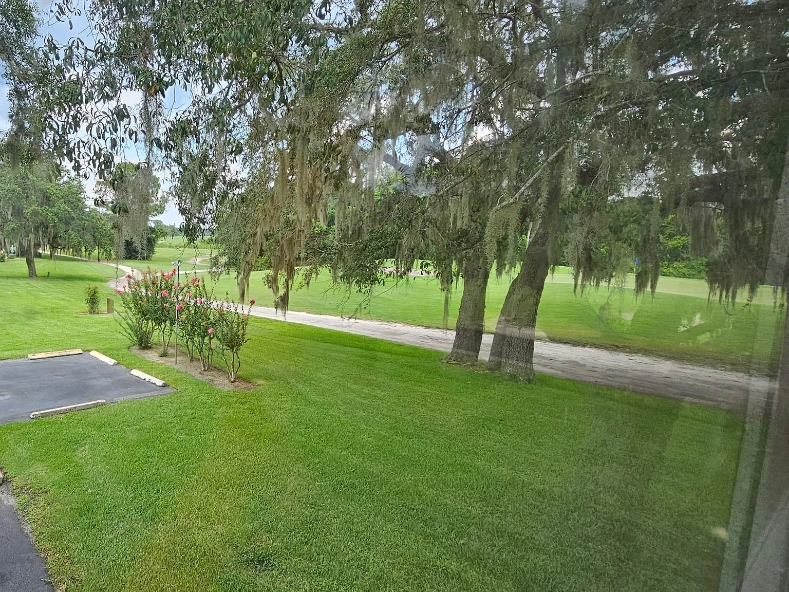 682 Midway Dr — Photo 3