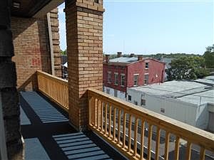 2nd image of 1027 Ross Ave APT I