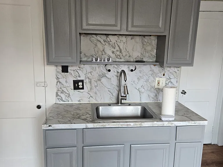 123 Liberty Ave — Photo 13