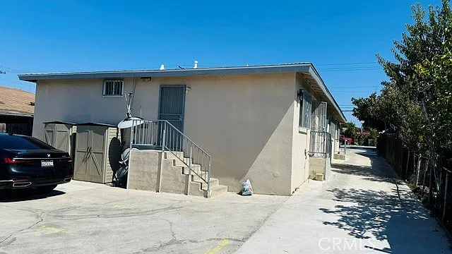 3824 Princeton St — Photo 4
