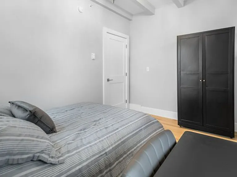 504 Stewart Ave — Photo 140