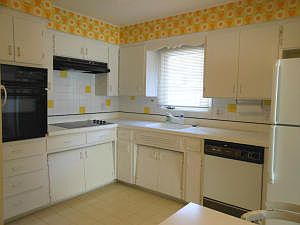 A Light and Bright Kitchen