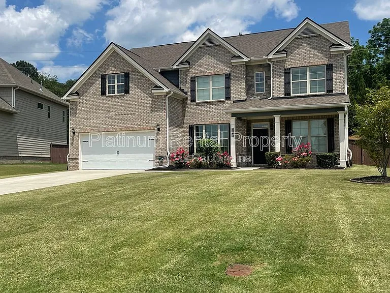 1825 Dahlia Dr — Photo 4