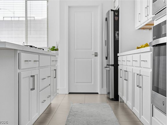 5th image of 10253 Fairview Ridge Ct