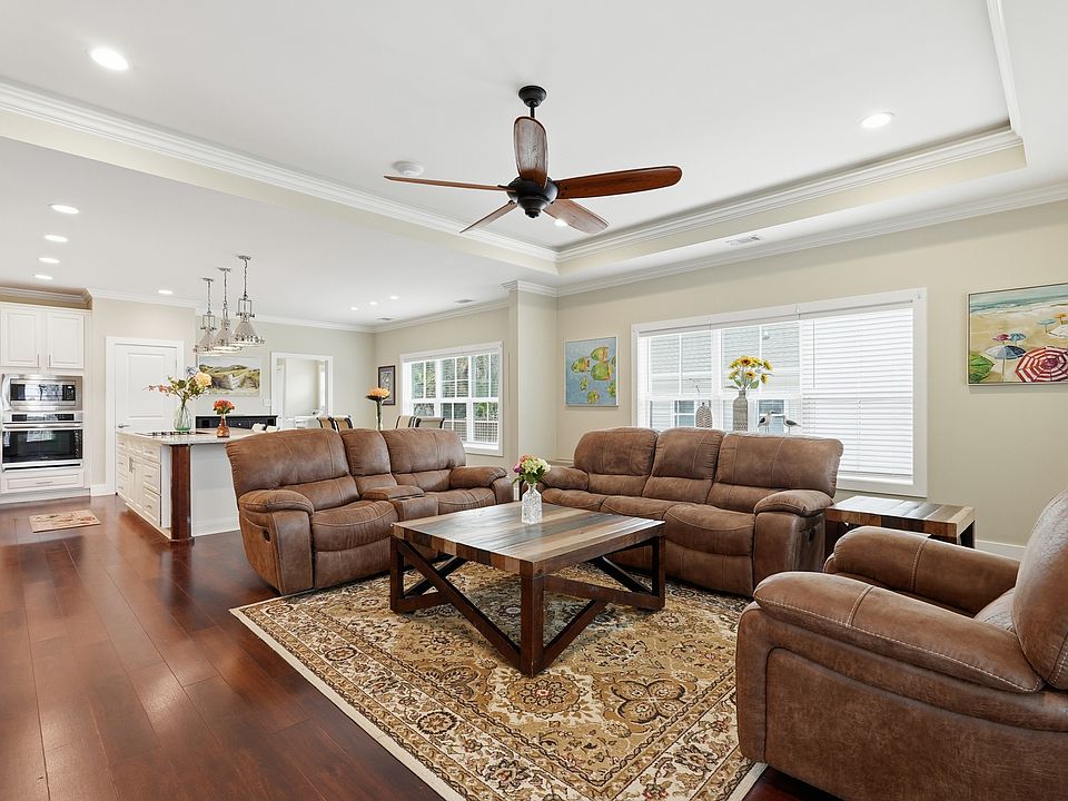 1st image of 206 Penrose Dr