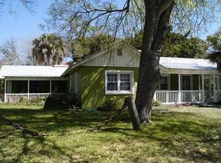 304 13th St, Tybee Island, GA 31328