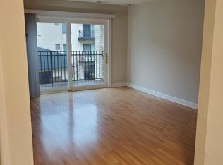 10723 5th Avenue Cut Off APT 202, Countryside, IL 60525