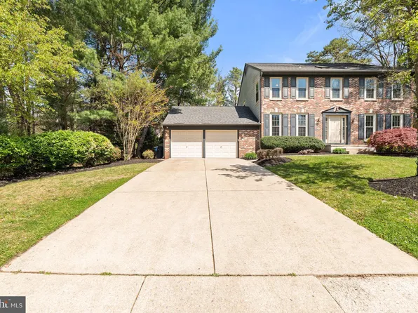 30 Chatham Dr, Voorhees, NJ 08043