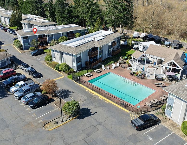 3rd image of 17404 NE 45th Street #170