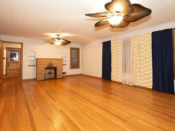 5th image of 324 N B St