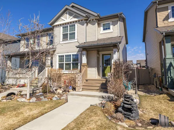 2914 18a Ave NW, Edmonton, AB T6T 0N7