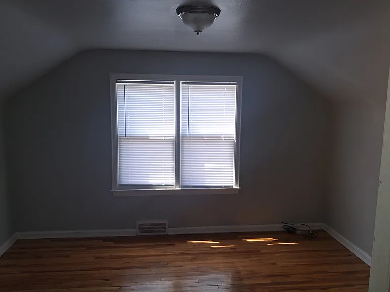 18259 Rosemont Ave — Photo 10