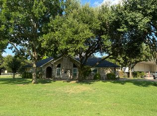 109 McCullar Rd, Burleson, TX 76028